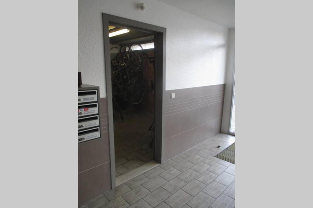 Appartement Residentie Astrid met private parking Bredene Buitenkant foto
