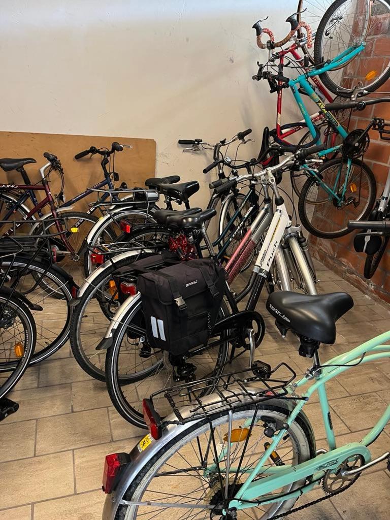 Appartement Residentie Astrid met private parking Bredene Buitenkant foto