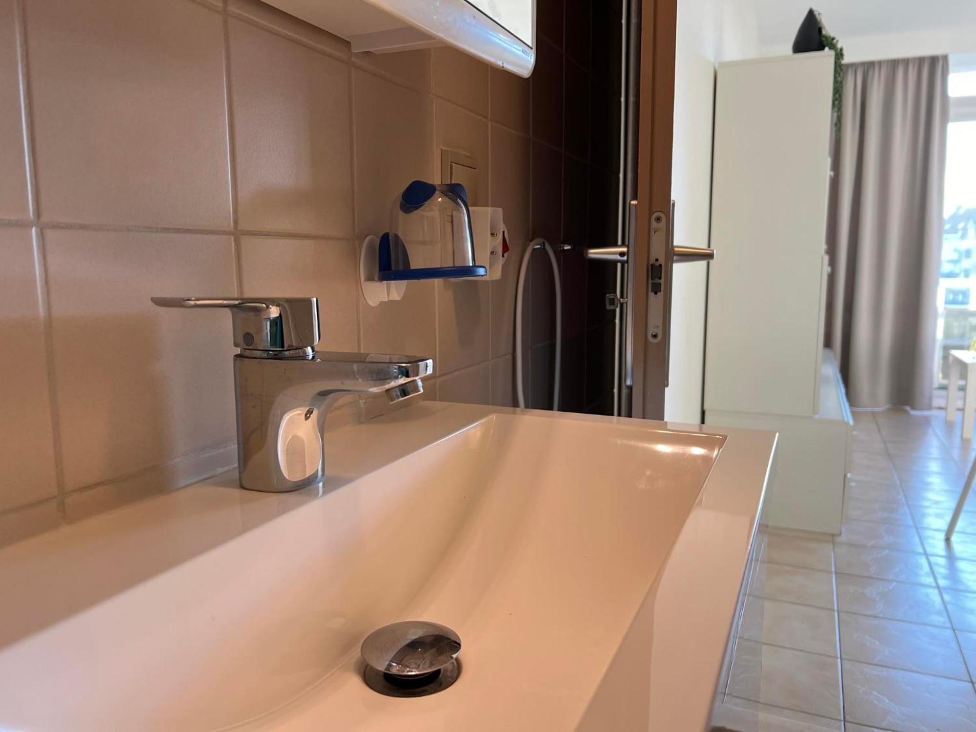Appartement Residentie Astrid met private parking Bredene Buitenkant foto