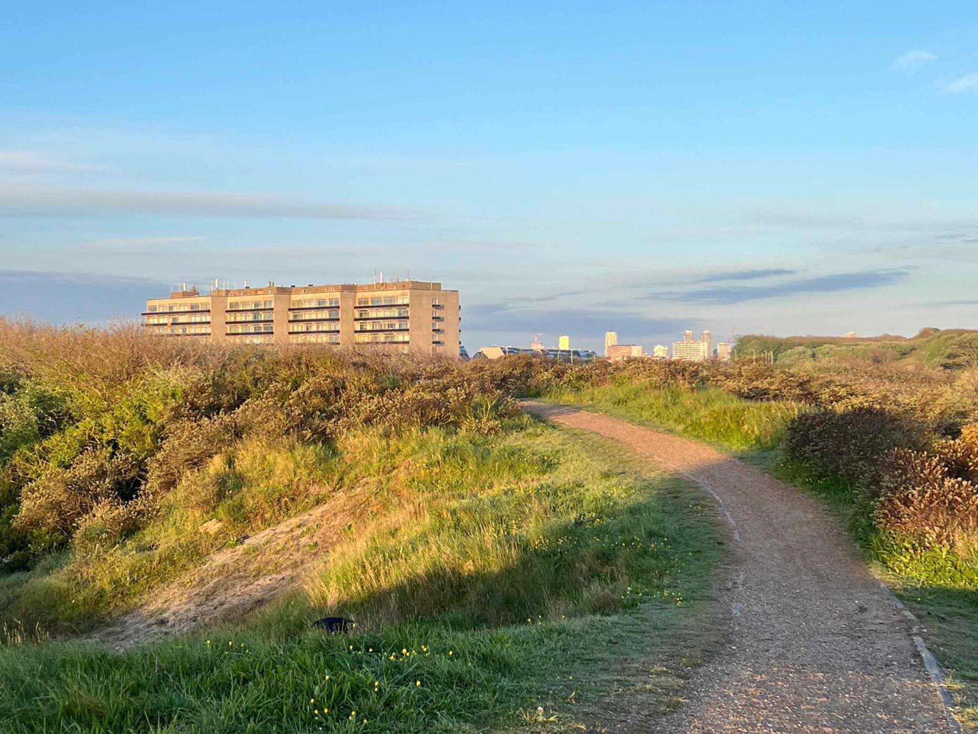 Appartement Residentie Astrid met private parking Bredene Buitenkant foto